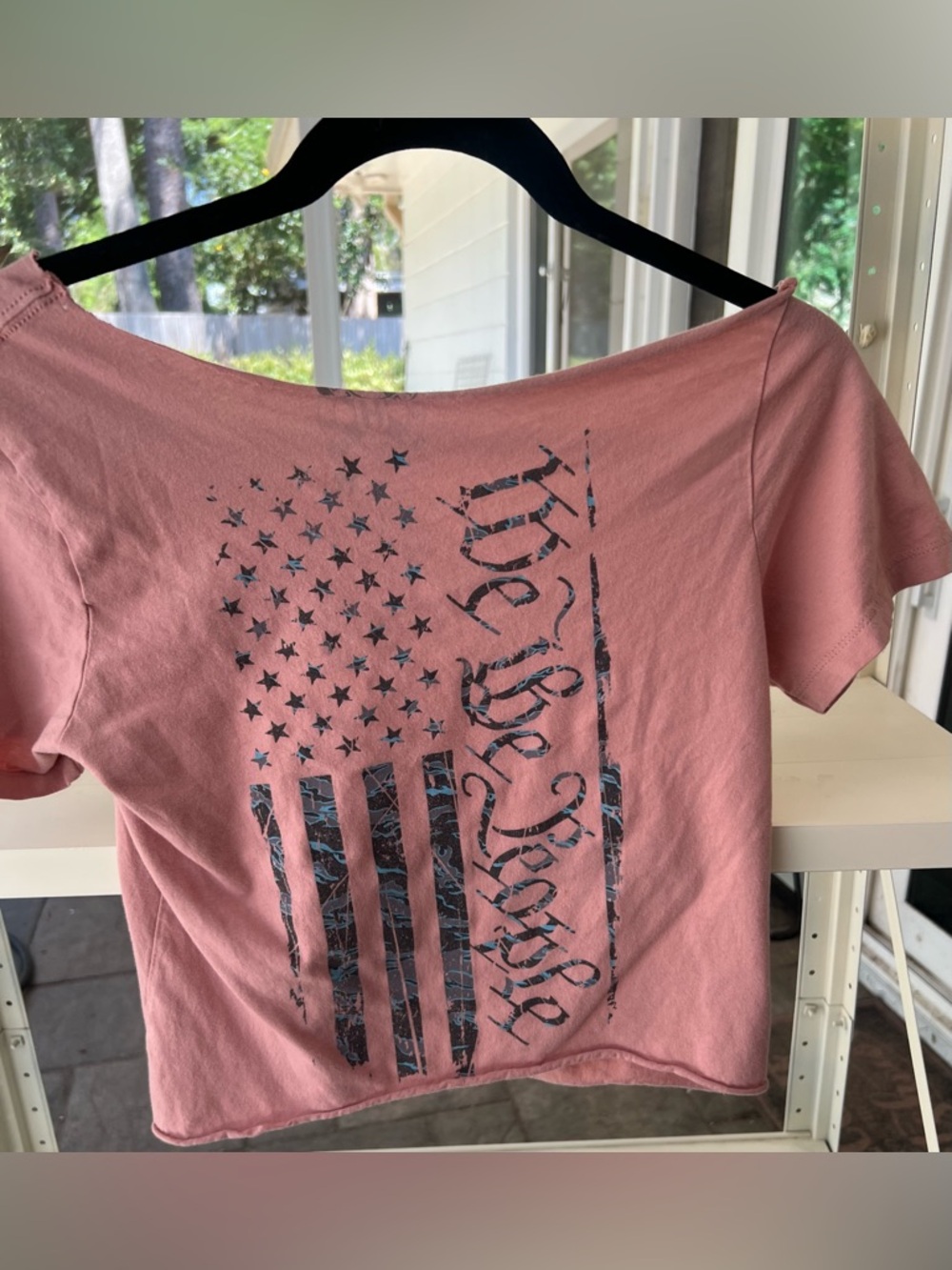 Howitzer We The People Pink Women's Graphic Tee Distressed Patriot Small - Picture 4 of 9